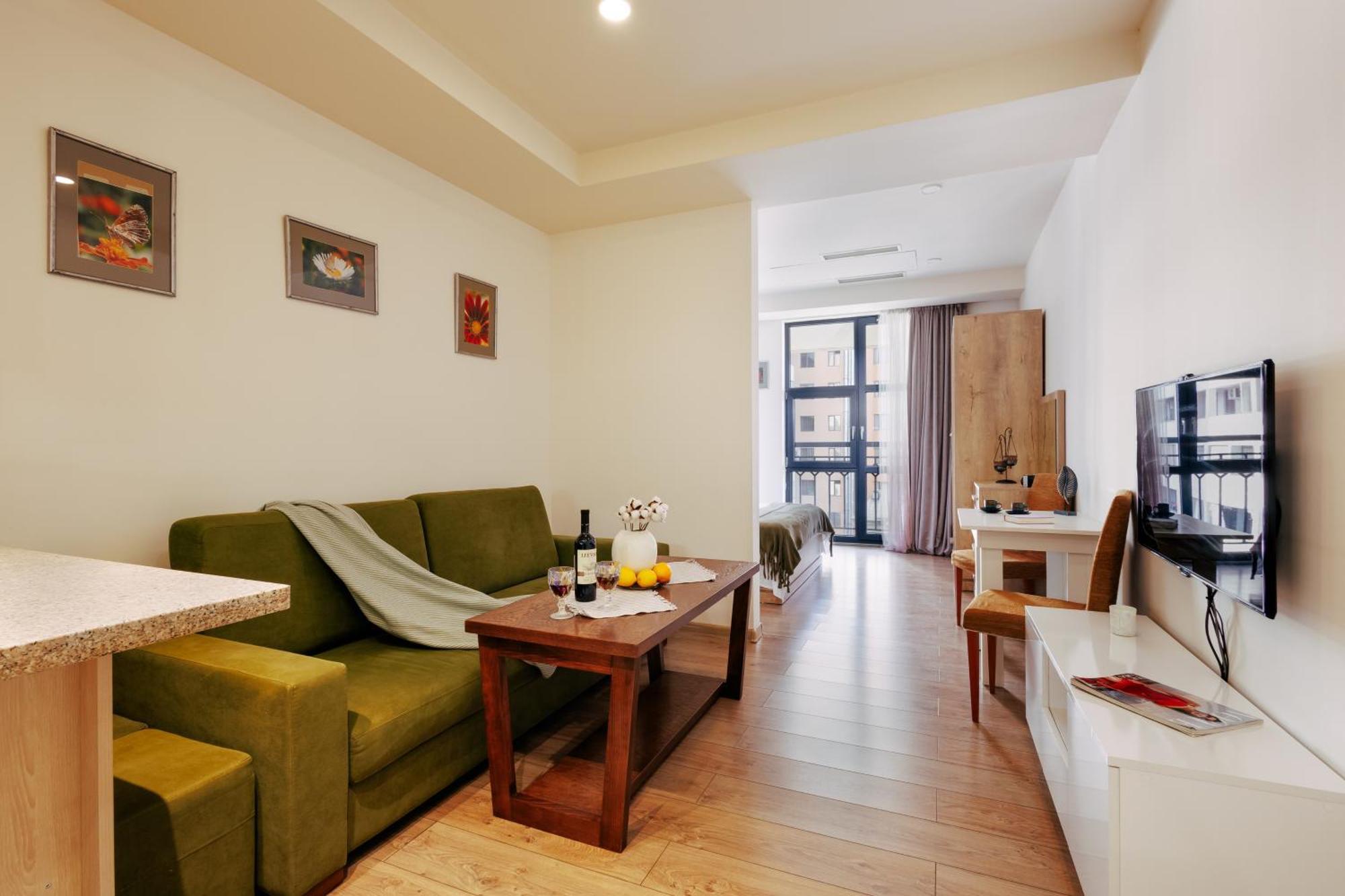 Residence Koghbatsi 16 Ереван Екстериор снимка