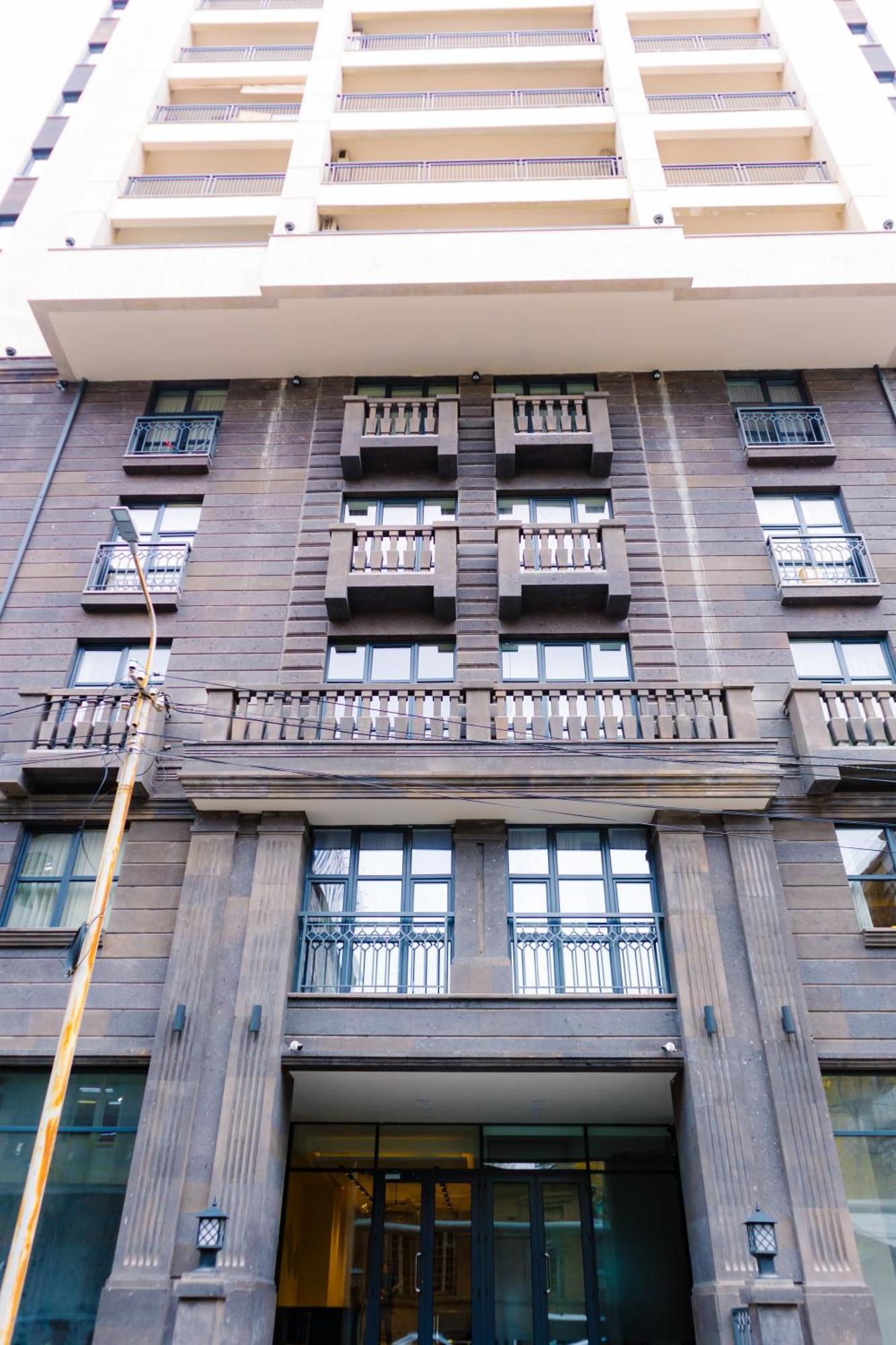 Residence Koghbatsi 16 Ереван Екстериор снимка