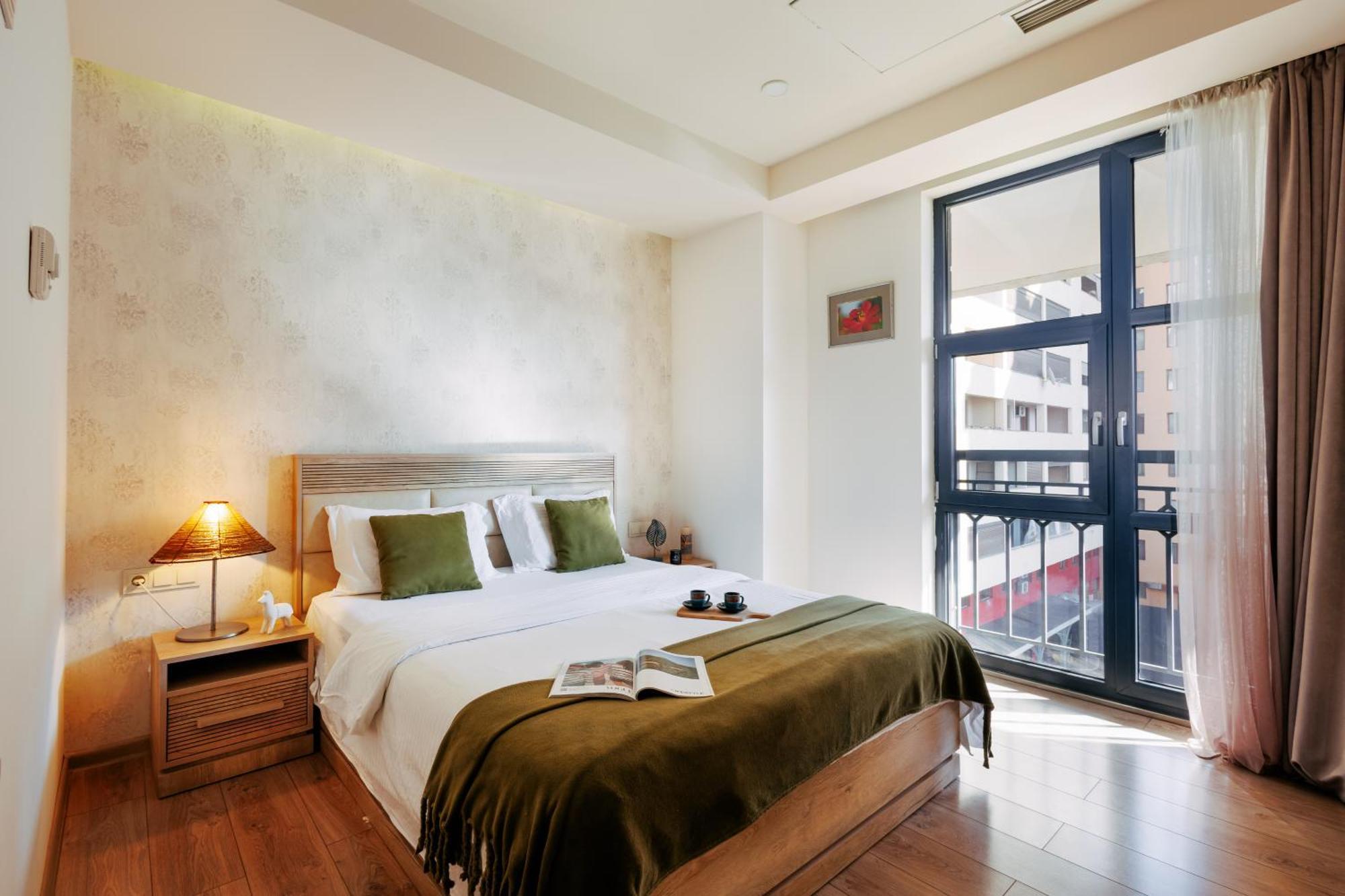 Residence Koghbatsi 16 Ереван Екстериор снимка