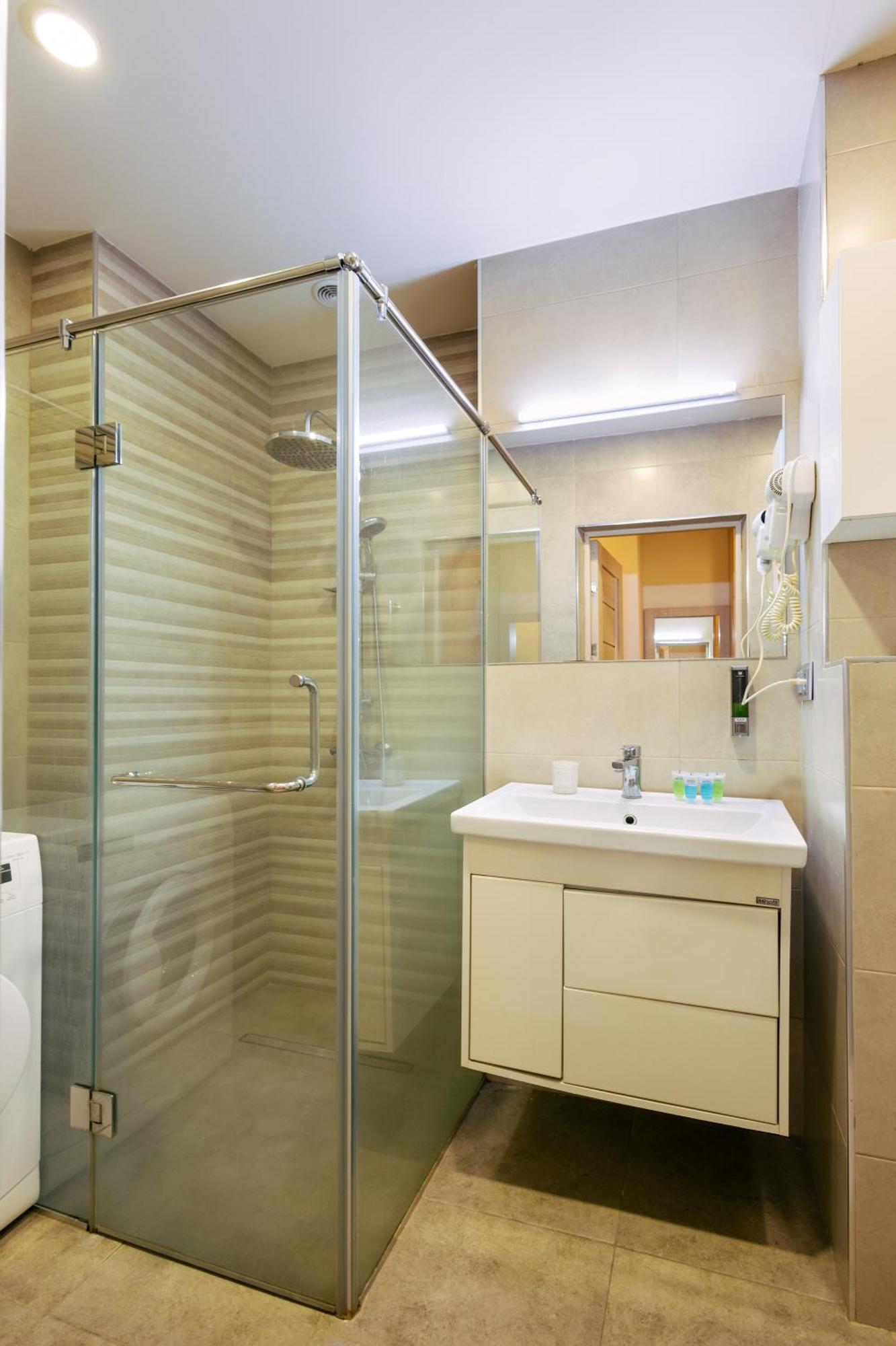 Residence Koghbatsi 16 Ереван Екстериор снимка